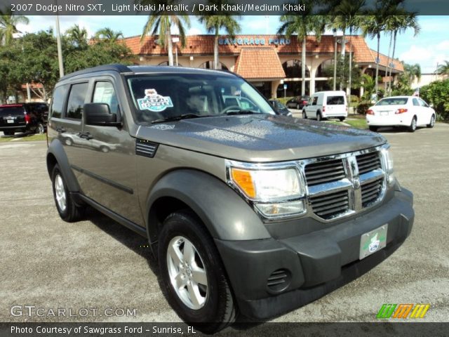 2007 Dodge Nitro SXT in Light Khaki Metallic