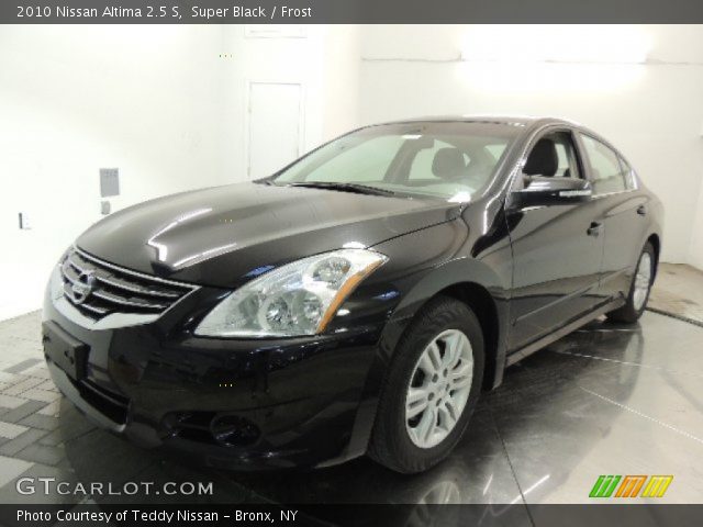 2010 Nissan Altima 2.5 S in Super Black
