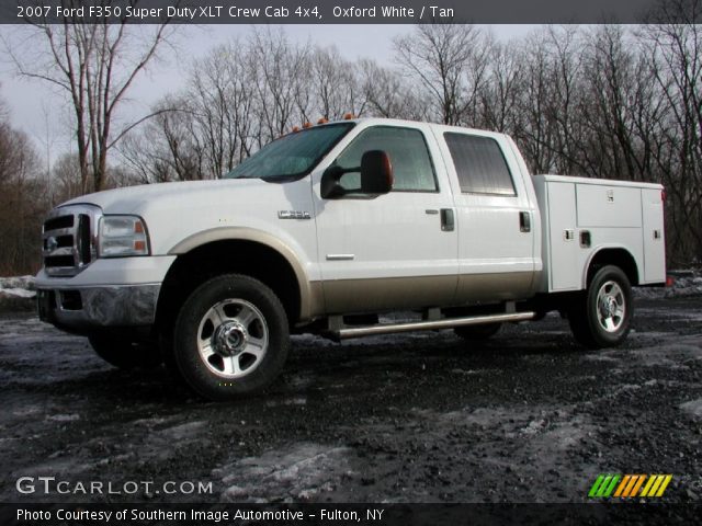 2007 Ford F350 Super Duty XLT Crew Cab 4x4 in Oxford White
