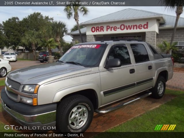 2005 Chevrolet Avalanche LT in Silver Birch Metallic