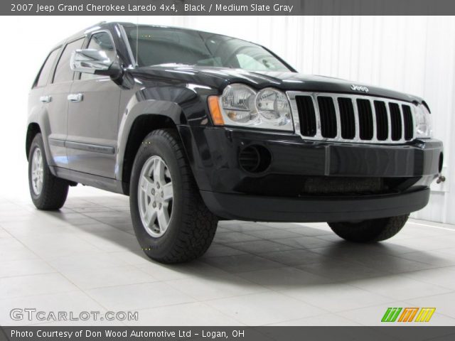 2007 Jeep Grand Cherokee Laredo 4x4 in Black