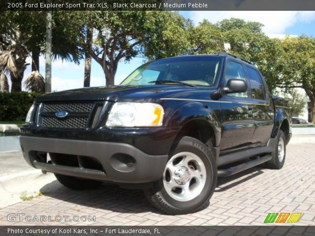 2005 Ford Explorer Sport Trac XLS in Black Clearcoat