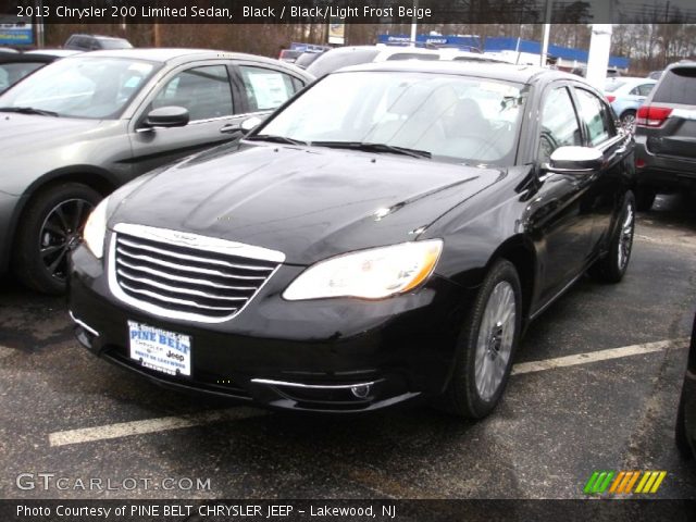 2013 Chrysler 200 Limited Sedan in Black