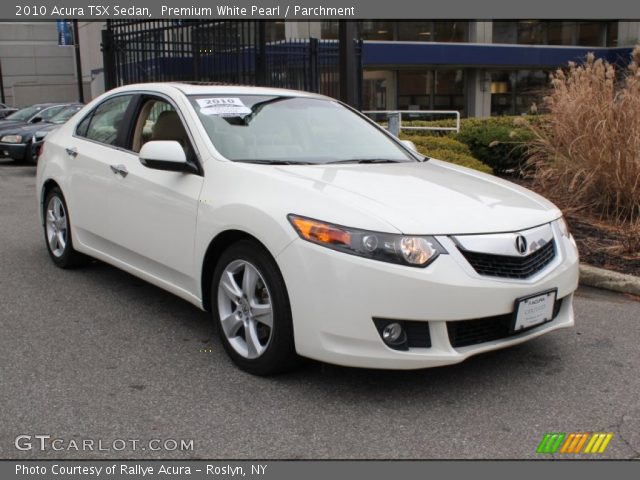 2010 Acura TSX Sedan in Premium White Pearl