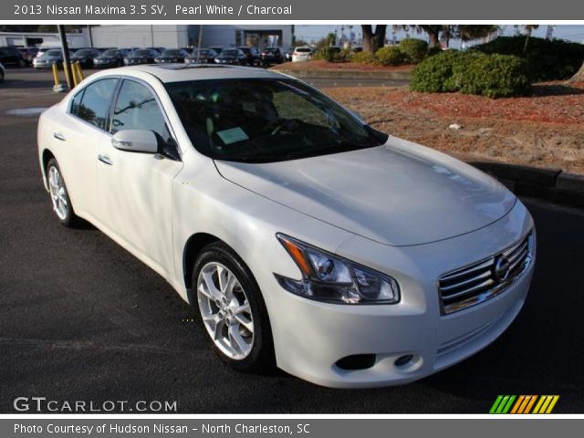 2013 Nissan Maxima 3.5 SV in Pearl White