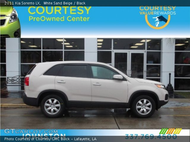 2011 Kia Sorento LX in White Sand Beige