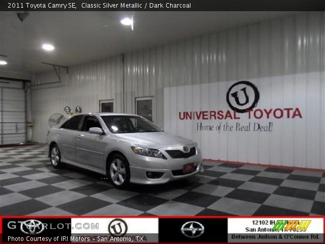 2011 Toyota Camry SE in Classic Silver Metallic