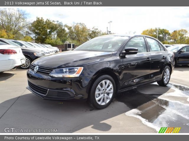 2013 Volkswagen Jetta SE Sedan in Black Uni