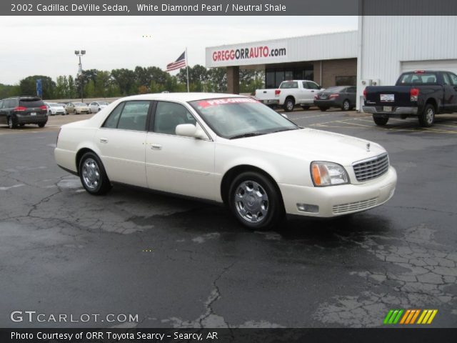 2002 Cadillac DeVille Sedan in White Diamond Pearl