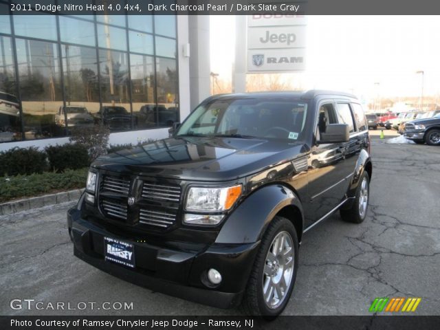 2011 Dodge Nitro Heat 4.0 4x4 in Dark Charcoal Pearl