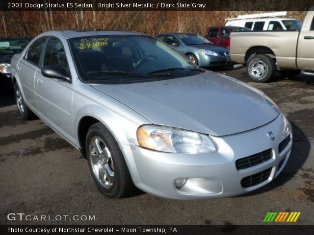 2003 Dodge Stratus ES Sedan in Bright Silver Metallic