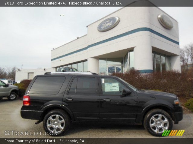 2013 Ford Expedition Limited 4x4 in Tuxedo Black