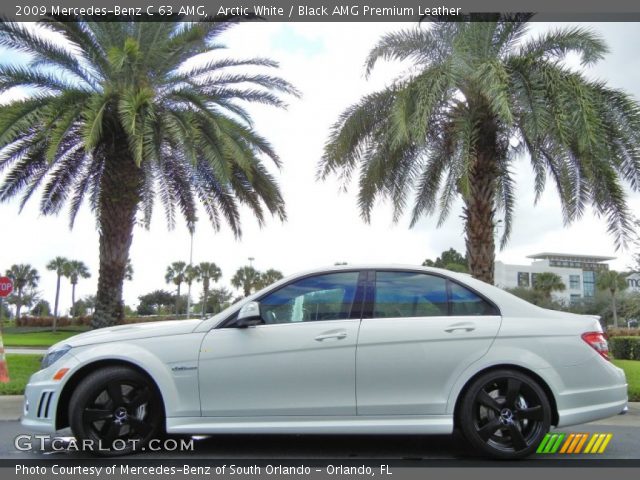 2009 Mercedes-Benz C 63 AMG in Arctic White