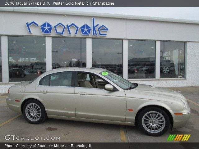 2006 Jaguar S-Type 3.0 in Winter Gold Metallic