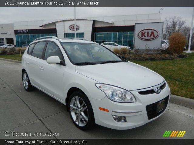 2011 Hyundai Elantra Touring SE in Polar White