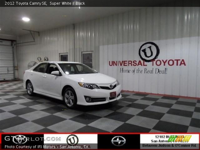 2012 Toyota Camry SE in Super White