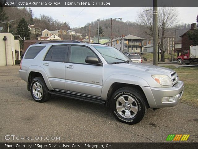 2004 Toyota 4Runner SR5 4x4 in Titanium Metallic