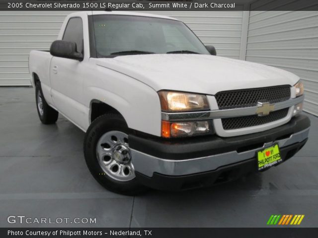 2005 Chevrolet Silverado 1500 LS Regular Cab in Summit White