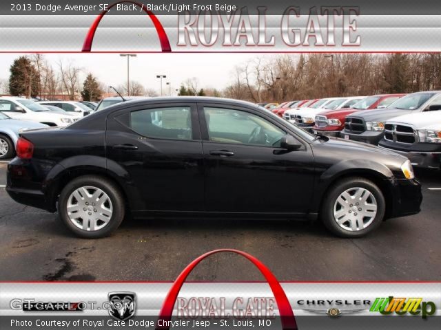 2013 Dodge Avenger SE in Black