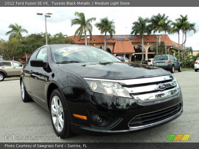 2012 Ford Fusion SE V6 in Tuxedo Black Metallic