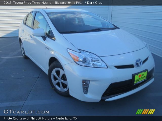 2013 Toyota Prius Three Hybrid in Blizzard White Pearl