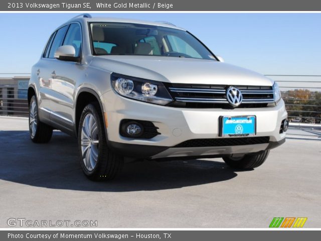 2013 Volkswagen Tiguan SE in White Gold Metallic