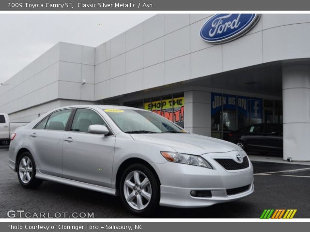 2009 Toyota Camry SE in Classic Silver Metallic