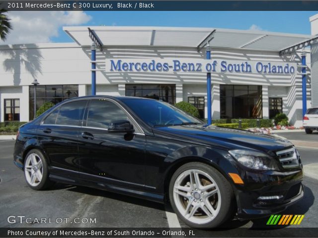 2011 Mercedes-Benz C 300 Luxury in Black