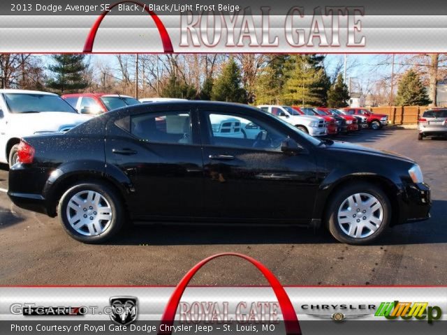 2013 Dodge Avenger SE in Black