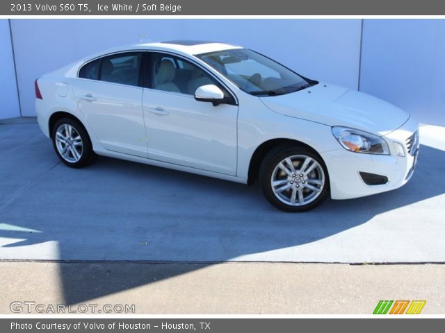 2013 Volvo S60 T5 in Ice White