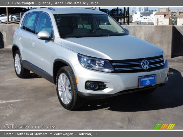 2013 Volkswagen Tiguan SE in White Gold Metallic