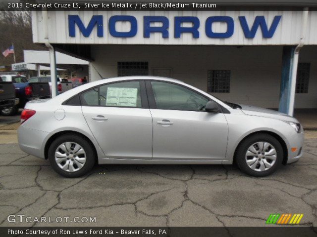 2013 Chevrolet Cruze LS in Silver Ice Metallic
