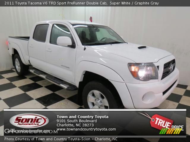 2011 Toyota Tacoma V6 TRD Sport PreRunner Double Cab in Super White