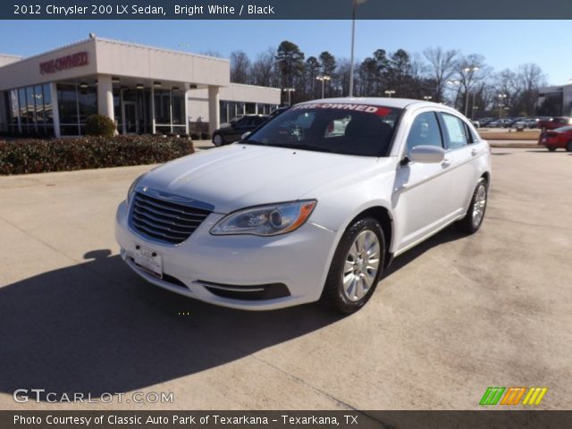 2012 Chrysler 200 LX Sedan in Bright White