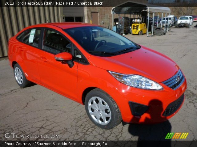 2013 Ford Fiesta SE Sedan in Race Red
