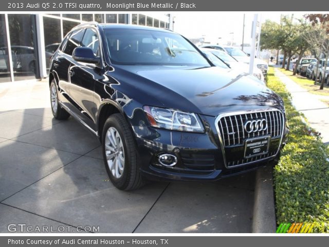 2013 Audi Q5 2.0 TFSI quattro in Moonlight Blue Metallic