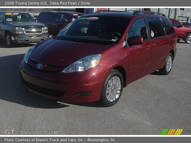 2008 Toyota Sienna XLE in Salsa Red Pearl
