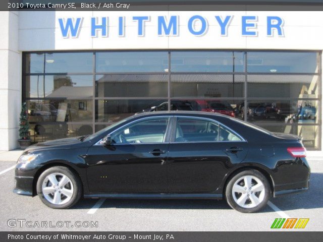 2010 Toyota Camry SE in Black