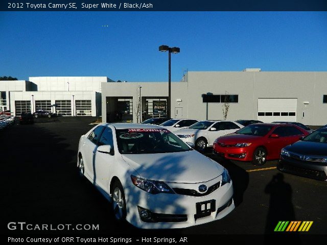 2012 Toyota Camry SE in Super White