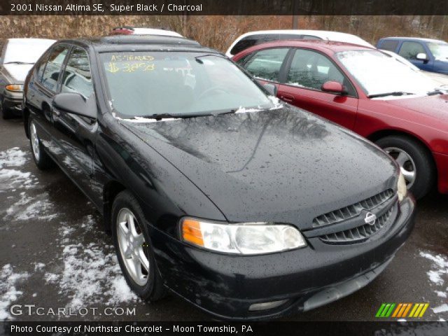 2001 Nissan Altima SE in Super Black