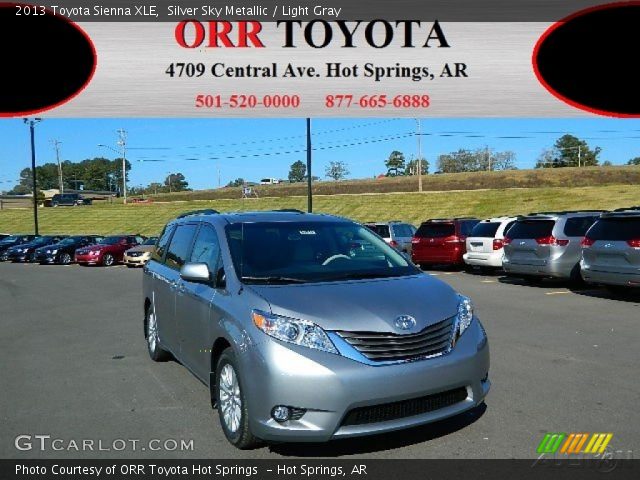 2013 Toyota Sienna XLE in Silver Sky Metallic