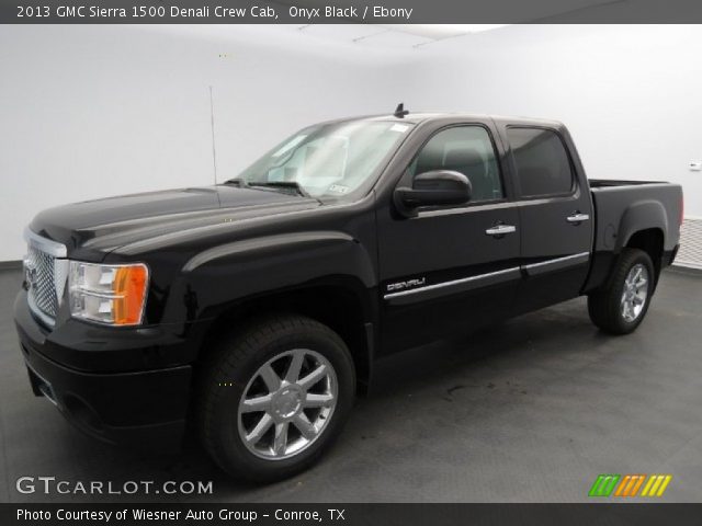 2013 GMC Sierra 1500 Denali Crew Cab in Onyx Black