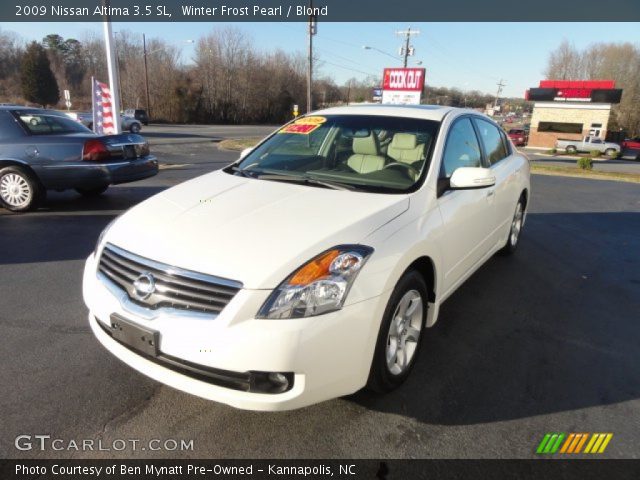 2009 Nissan Altima 3.5 SL in Winter Frost Pearl