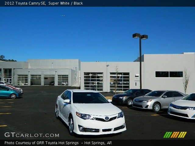 2012 Toyota Camry SE in Super White