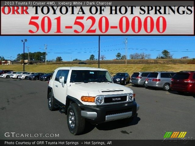 2013 Toyota FJ Cruiser 4WD in Iceberg White