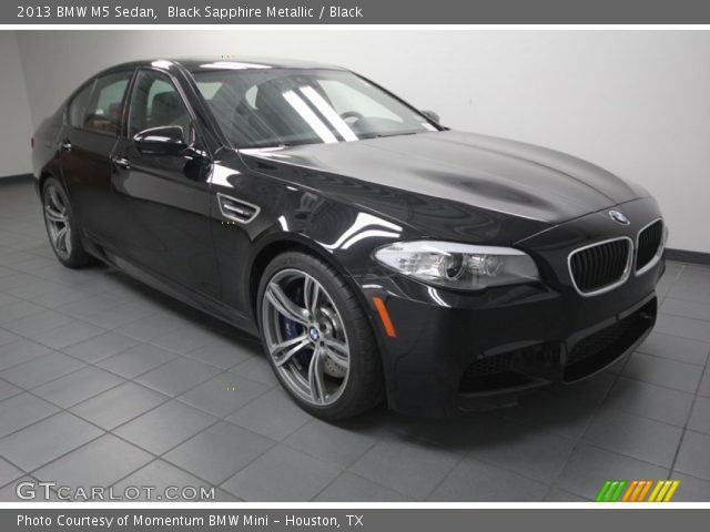 2013 BMW M5 Sedan in Black Sapphire Metallic