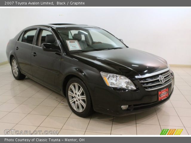 2007 Toyota Avalon Limited in Black