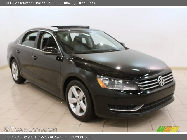 2012 Volkswagen Passat 2.5L SE in Black