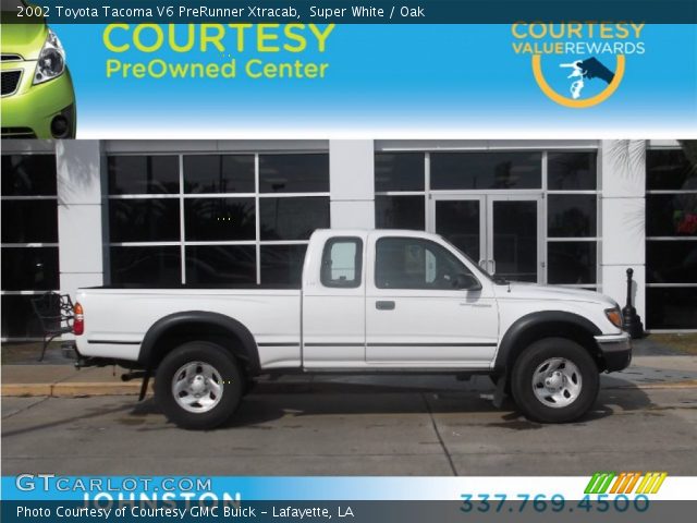2002 Toyota Tacoma V6 PreRunner Xtracab in Super White