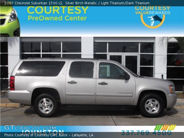 2007 Chevrolet Suburban 1500 LS in Silver Birch Metallic